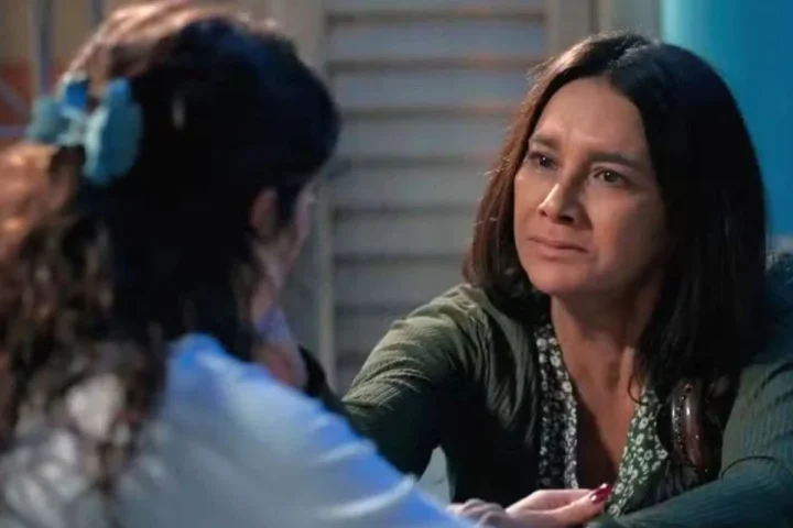 Três Graças: Lígia tem premonição com morte e deixa Gerluce mais assustada do que nunca