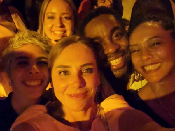 Heloísa Perissé vive novo capítulo na vida pessoal e estaria namorando diretora de TV, diz site 34