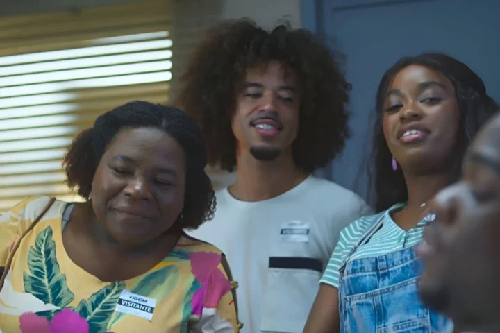 Ator de Dona de Mim precisou ser trocado por irmão gêmeo e você nem imagina quem seja