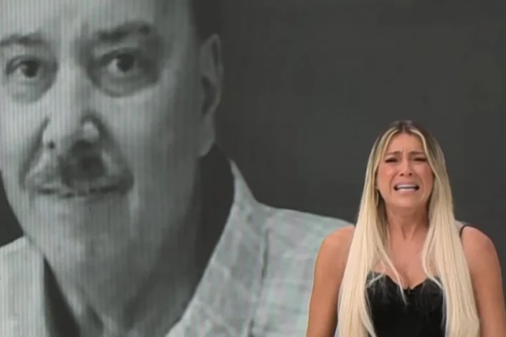 Aos prantos na Band, Renata Fan desabafa sobre a morte repentina do pai: ‘Foi tudo muito…’