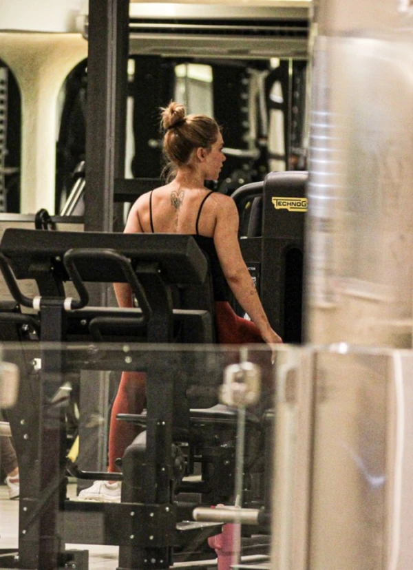 ‘Vontade de sumir’: Virgínia Fonseca faz desabafo após ser flagrada por paparazzi 34 2MPs68DiXM6Ezc81wVi1KJHX0GX0wCQrPboC9ciN