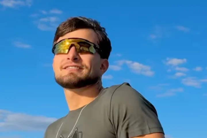 MC Gui é flagrado aos beijos com nova namorada em farmácia após término polêmico com Georgia Azevedo