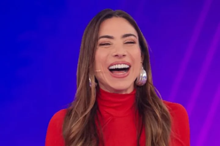 Patrícia Abravanel tem motivos para sorrir de uma orelha a outra com a audiência do Programa Silvio Santos
