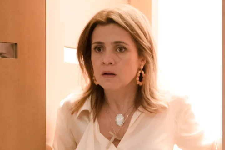 Avenida Brasil 2 já começa em luto com a morte de um personagem importante