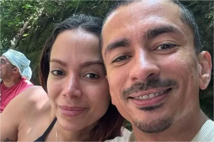 Anitta revela que seu irmão foi detido no aeroporto de Paris e motivo vem à tona