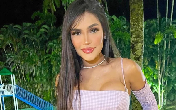 Ônibus de famosa cantora se envolve em acidente e ela se pronuncia; uma pessoa morreu no local 40